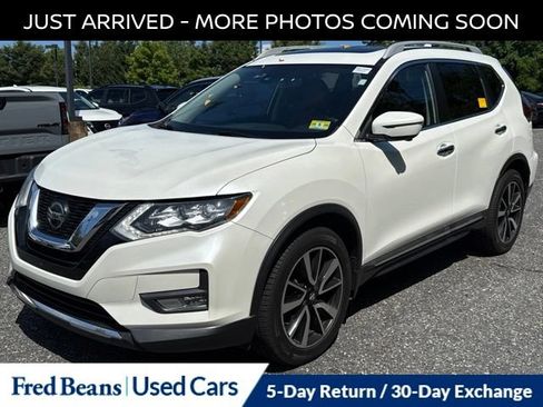 Certified 2019 Nissan Rogue SL w/ Premium Package AWD/4WD image 3