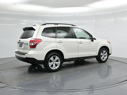 Used 2016 Subaru Forester 2.5i Limited AWD/4WD image 23