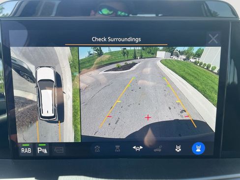 Certified 2026 Subaru Outback Touring XT AWD/4WD image 24