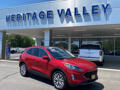 Certified 2022 Ford Escape Titanium w/ Class II Trailer Tow Package