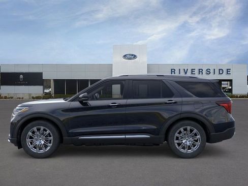 New 2026 Ford Explorer Platinum RWD image 3