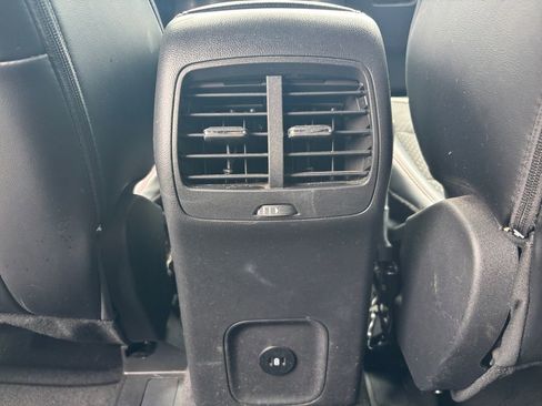 Used 2024 Ford Escape ST-Line w/ Tech Pack #1 AWD/4WD image 25