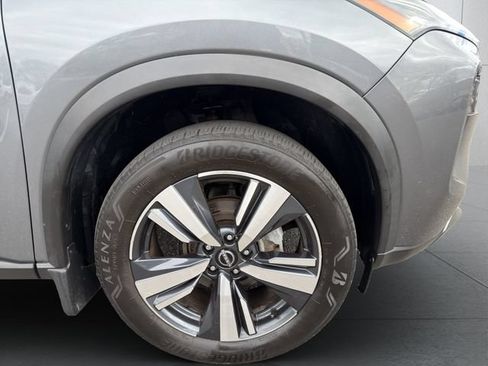 Used 2023 Nissan Rogue SL AWD/4WD image 27