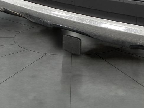 Certified 2025 Mercedes-Benz GLE 350 4MATIC image 4