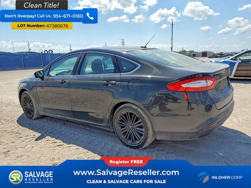 Used 2014 Ford Fusion SE w/ Equipment Group 202A FWD image 3