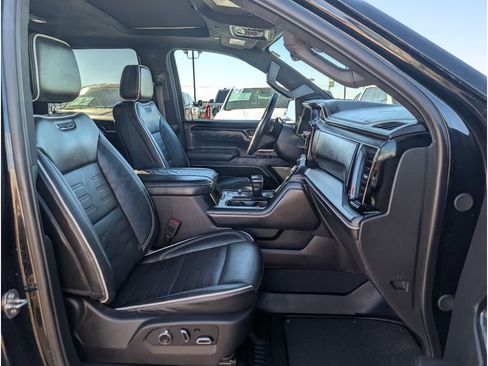 Used 2024 GMC Sierra 1500 AT4X image 16