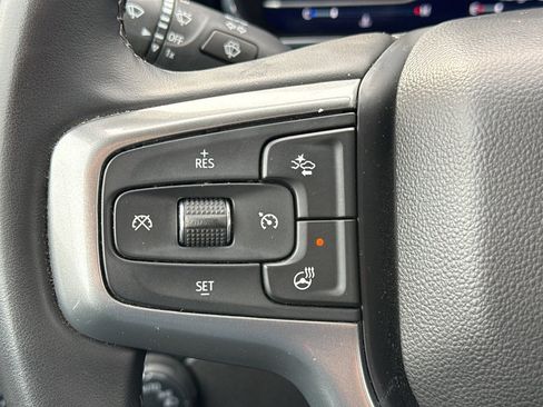 Used 2025 Chevrolet Silverado 1500 LT AWD/4WD image 22
