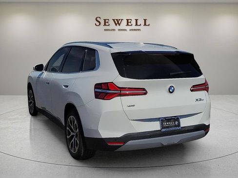 Used 2026 BMW X3 xDrive30i AWD/4WD image 3