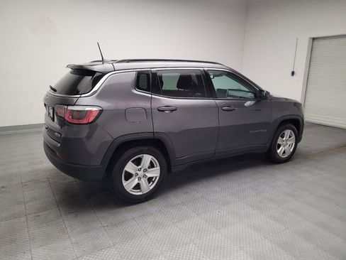 Used 2022 Jeep Compass Latitude w/ Convenience Group FWD image 10