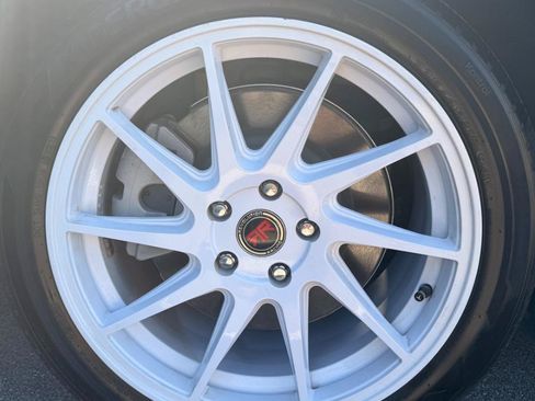 Used 2022 Tesla Model 3 Long Range AWD/4WD image 19