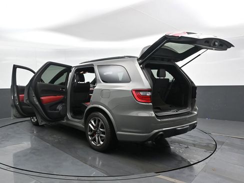 Used 2022 Dodge Durango R/T w/ Tow 'N Go Package AWD/4WD image 48