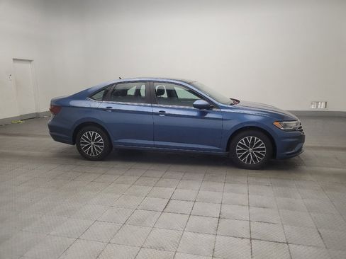 Used 2019 Volkswagen Jetta SE FWD image 11
