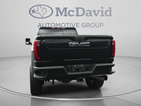 Used 2024 GMC Sierra 2500 Denali Ultimate AWD/4WD image 7