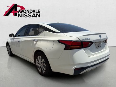 Used 2020 Nissan Altima 2.5 S FWD image 3
