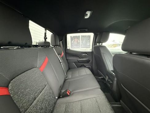 Used 2024 Chevrolet Colorado Z71 w/ Advanced Trailering Package image 18