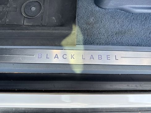 Used 2020 Lincoln Navigator L Black Label w/ Cargo Convenience Package image 28