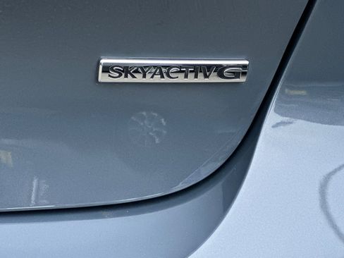 Used 2022 MAZDA MAZDA3 s image 30