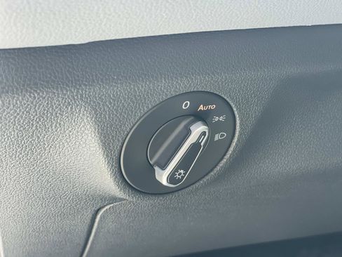 New 2026 Volkswagen Jetta SEL FWD image 19