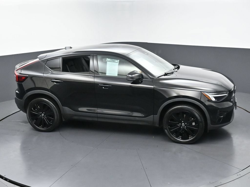 Used 2023 Volvo C40 P8 Recharge Plus AWD/4WD image 39