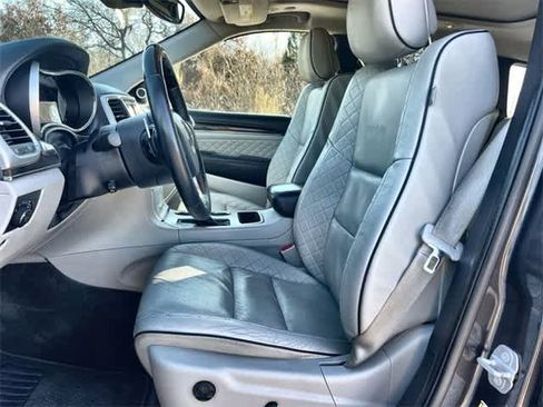 Used 2018 Jeep Grand Cherokee Summit image 11