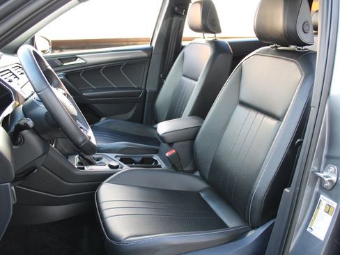 Certified 2024 Volkswagen Tiguan SE R-Line w/ MDO Package, Two-Row image 7