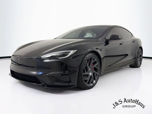 Used 2026 Tesla Model S Plaid AWD/4WD image 3