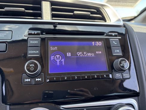 Used 2017 Honda Fit LX image 20