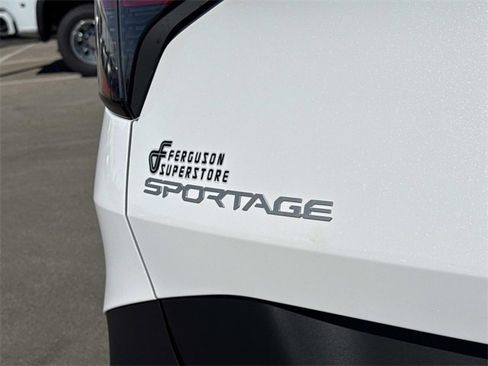 New 2026 Kia Sportage EX image 5