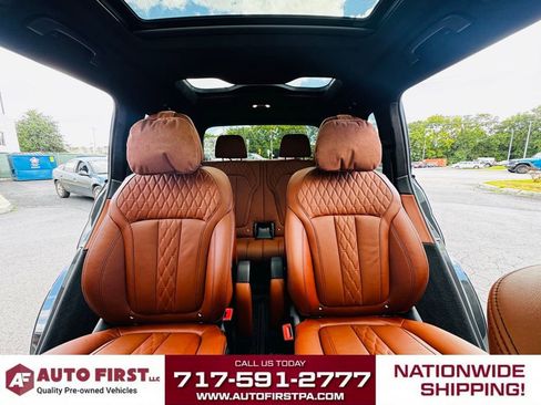 Used 2022 BMW X7 M50i w/ Executive Package image 19