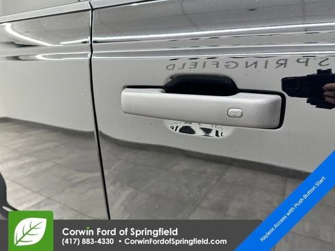 New 2026 Ford Bronco Badlands image 8