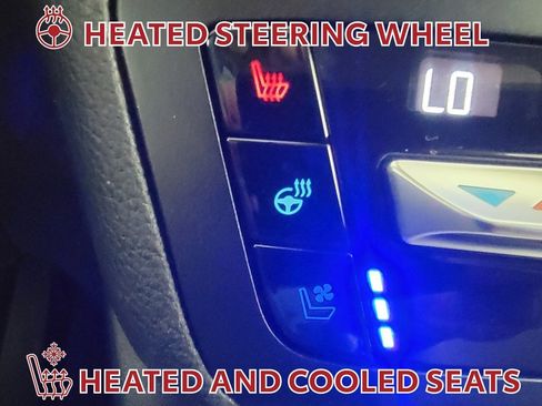 Used 2020 Ford Explorer Limited image 25