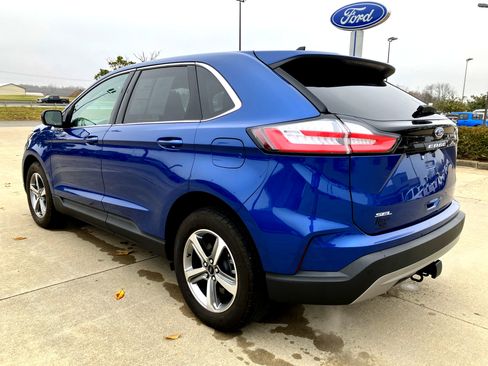 Certified 2024 Ford Edge SEL w/ Convenience Package image 3