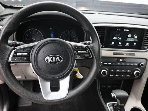 Used 2022 Kia Sportage LX FWD image 11