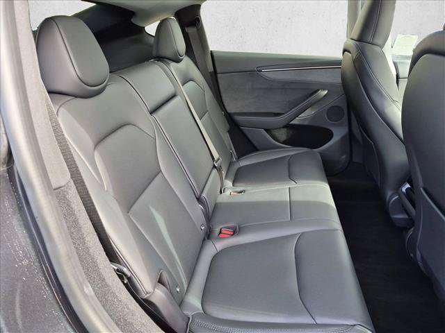 Used 2026 Tesla Model Y 2WD image 19