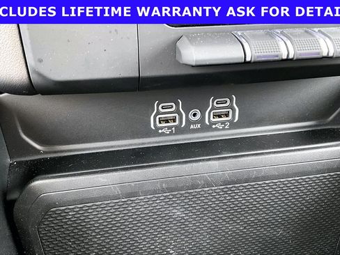 Used 2025 RAM 1500 Big Horn AWD/4WD image 27