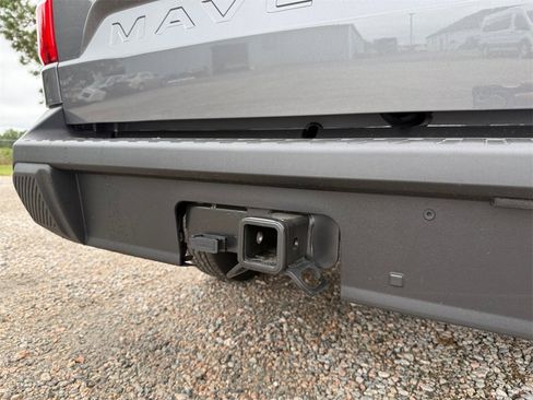 New 2025 Ford Maverick XLT w/ XLT Luxury Package image 19