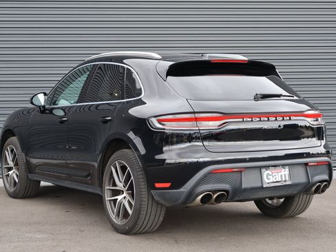 Certified 2023 Porsche Macan S image 3