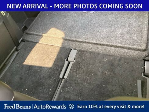 Used 2024 Volkswagen Atlas SE AWD/4WD image 11