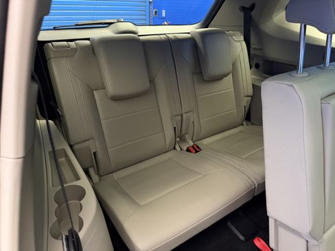 Used 2023 Volkswagen Atlas SE w/ Panoramic Sunroof Package AWD/4WD image 27
