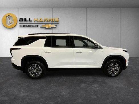 New 2026 Chevrolet Traverse LT w/ LPO, Floor Liner Package AWD/4WD image 12
