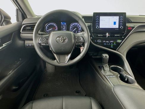 Used 2023 Toyota Camry SE w/ Blackout Package (TMS) FWD image 5