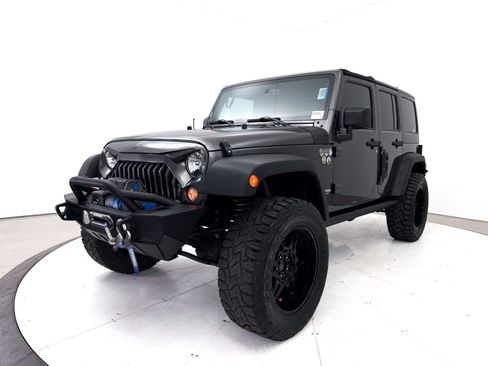 Used 2018 Jeep Wrangler Unlimited Sport S AWD/4WD image 11