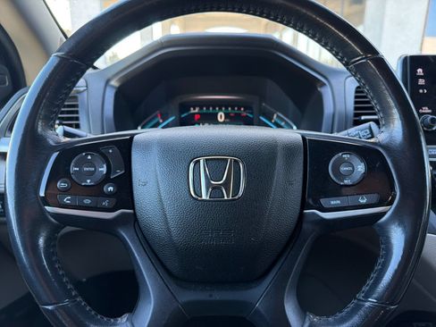 Used 2018 Honda Odyssey EX-L image 23