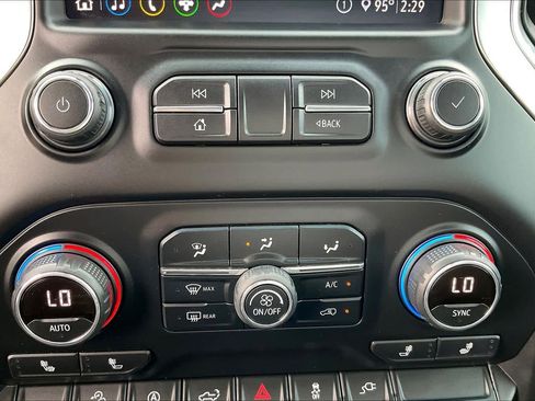 Used 2020 Chevrolet Silverado 1500 LT w/ Texas Edition AWD/4WD image 32