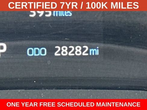 Used 2024 Toyota Sienna LE AWD/4WD image 28