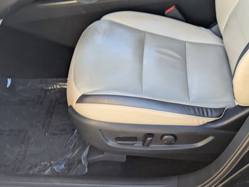 Used 2019 INFINITI QX50 Essential w/ Proassist Package image 28