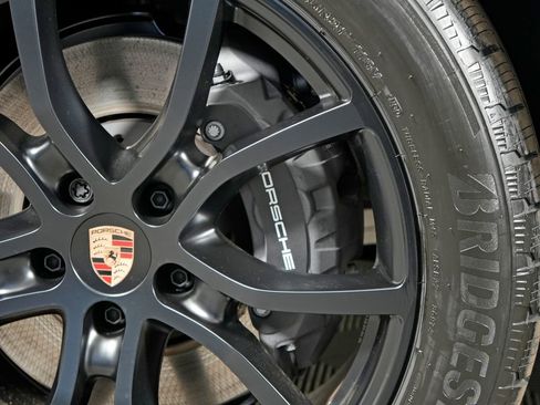 Certified 2026 Porsche Cayenne Coupe AWD/4WD image 41