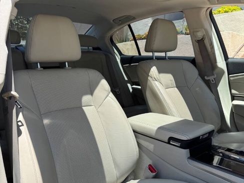 Used 2014 Acura RLX w/ Technology Package FWD image 19