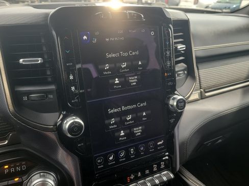 Used 2021 RAM 1500 Limited AWD/4WD image 12