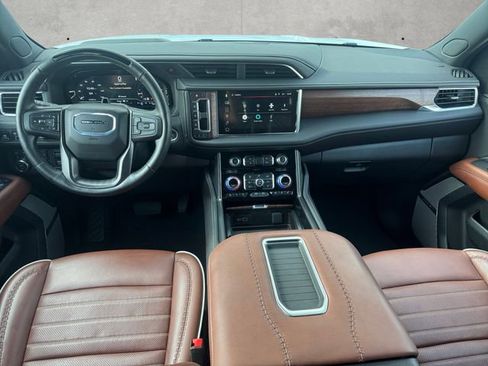 Certified 2024 GMC Yukon Denali Ultimate image 20